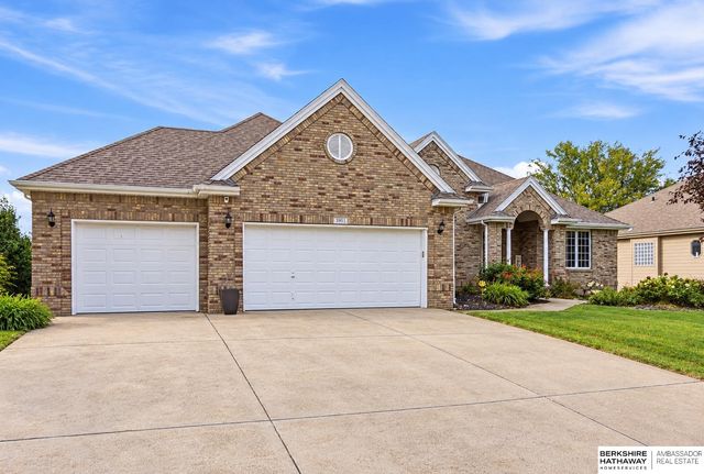 3904 S 184 Avenue, Omaha, NE 68130