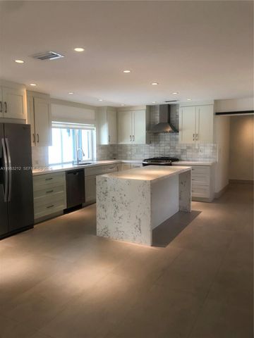 8425 SW 107th St, Miami, FL 33156