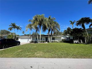 8425 SW 107th St, Miami, FL 33156