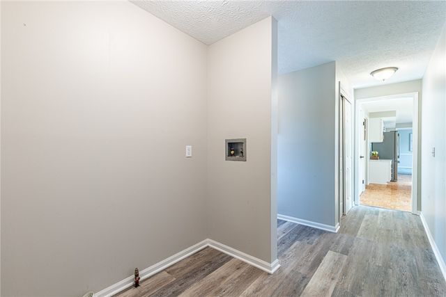 3 Hidden Mdw, Penfield, NY 14526