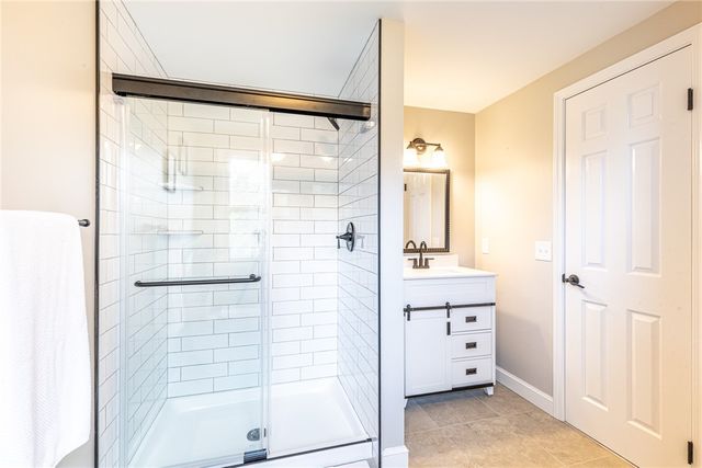 3 Hidden Mdw, Penfield, NY 14526