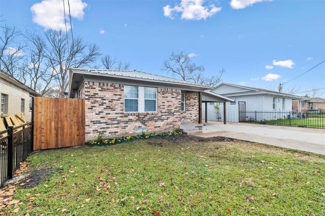 8714 Quinn Street A, Dallas, TX 75217