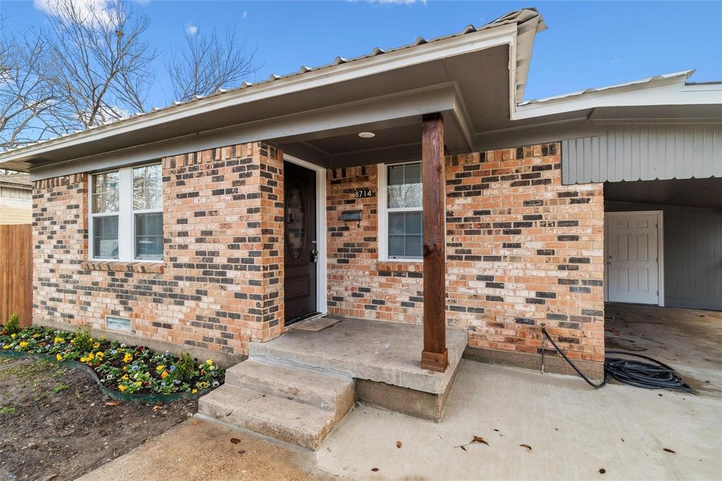 8714 Quinn Street A, Dallas, TX 75217