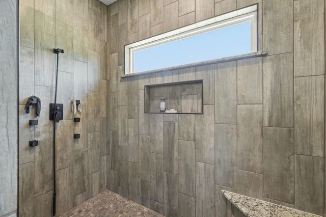 450 County Road 204, Liberty Hill, TX 78642