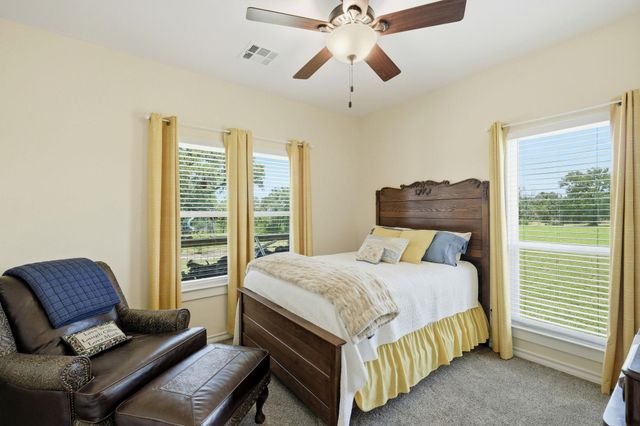 450 County Road 204, Liberty Hill, TX 78642