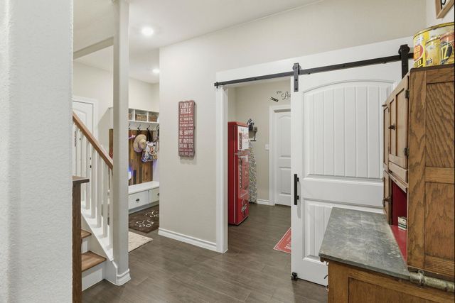 450 County Road 204, Liberty Hill, TX 78642