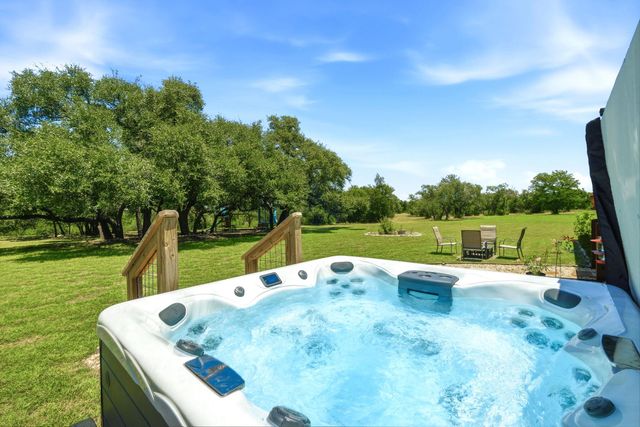 450 County Road 204, Liberty Hill, TX 78642