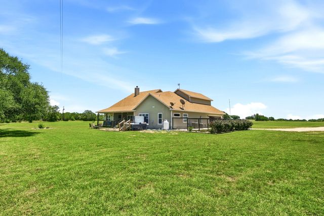 450 County Road 204, Liberty Hill, TX 78642