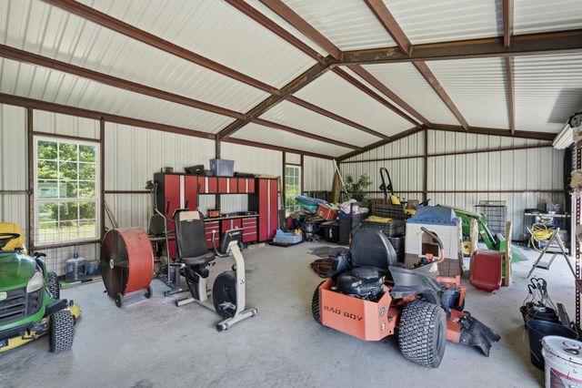 450 County Road 204, Liberty Hill, TX 78642