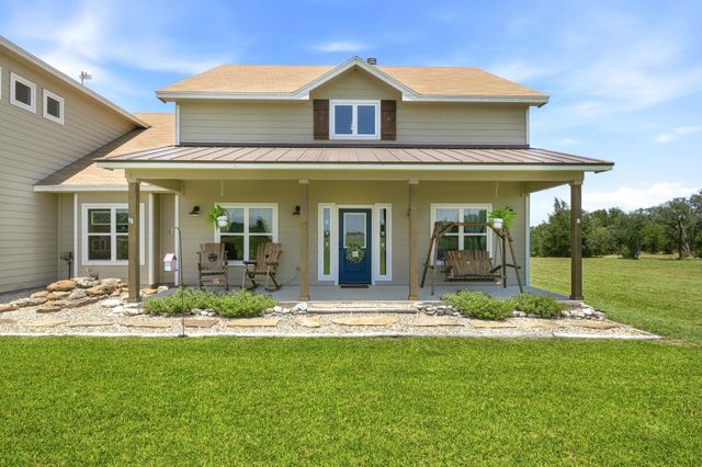 450 County Road 204, Liberty Hill, TX 78642