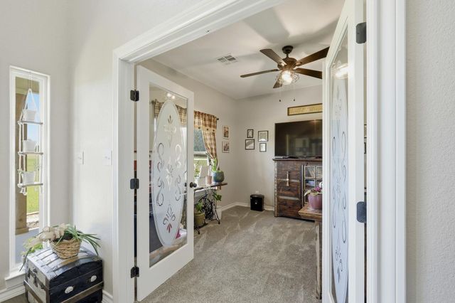 450 County Road 204, Liberty Hill, TX 78642