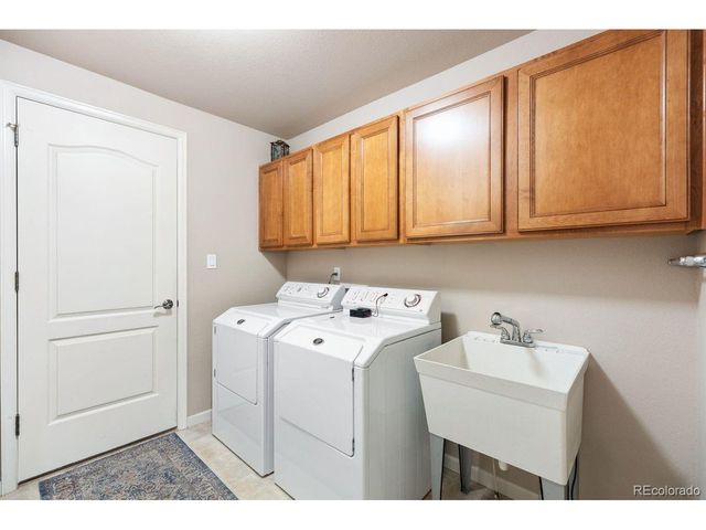 2058 Paradise Ridge Ct, Colorado Springs, CO 80921