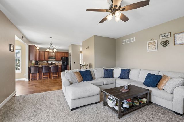 1905 Springside Drive, Plainfield, IL 60586
