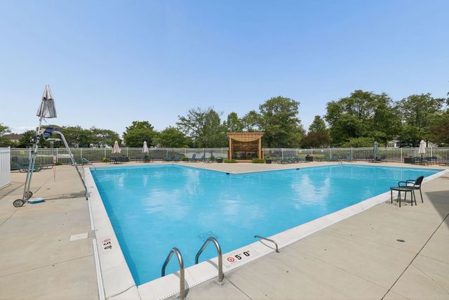 1905 Springside Drive, Plainfield, IL 60586