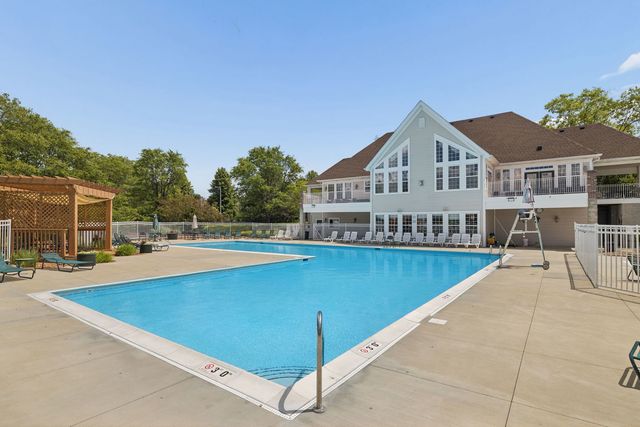 1905 Springside Drive, Plainfield, IL 60586