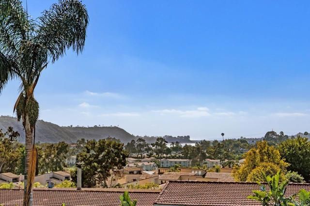 2327 Caringa Way 3, Carlsbad, CA 92009
