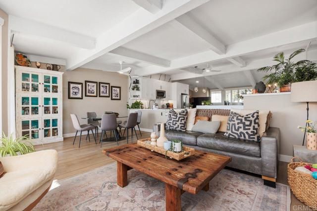 2327 Caringa Way 3, Carlsbad, CA 92009