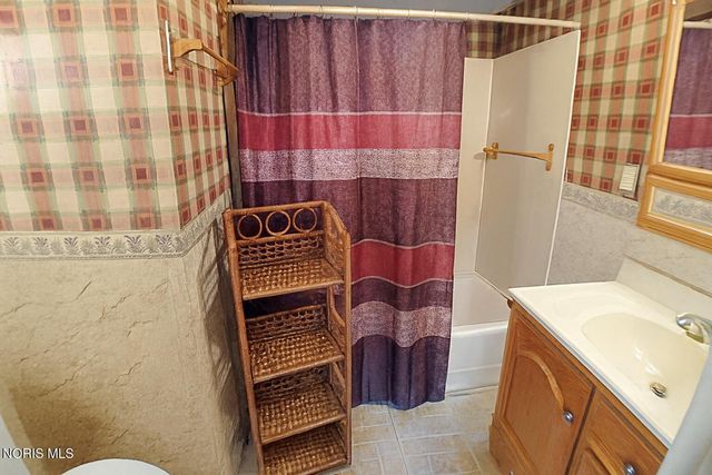 4014 County Road 139, Mccomb, OH 45858