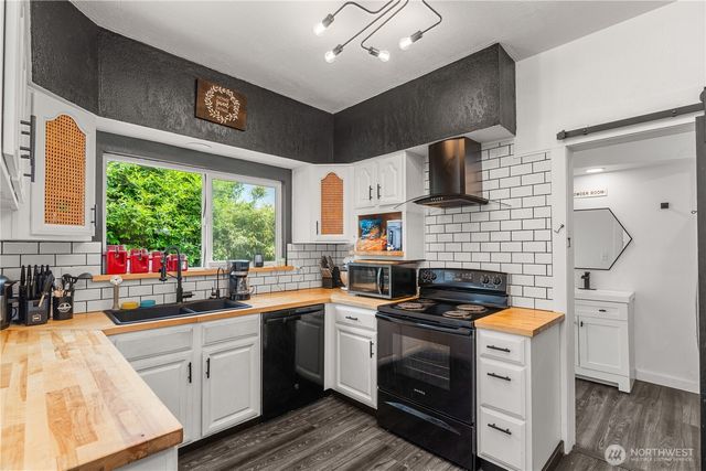 908 N Jeffries Street, Aberdeen, WA 98520