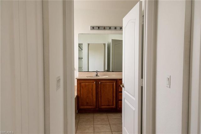 7029 Ambrosia LN 604, Naples, FL 34119