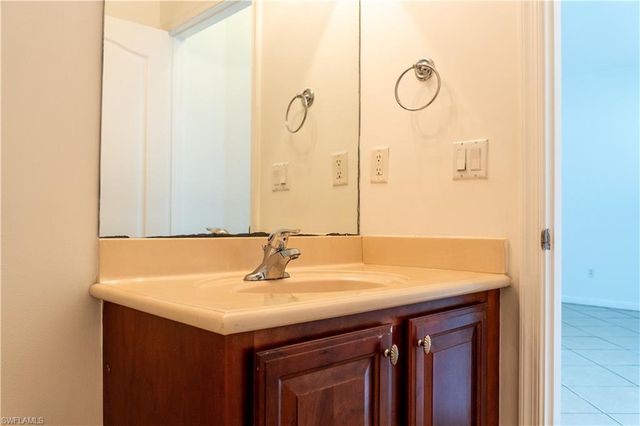 7029 Ambrosia LN 604, Naples, FL 34119