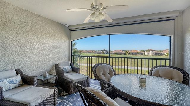 5537 PALMER CIRCLE 201, Bradenton, FL 34211