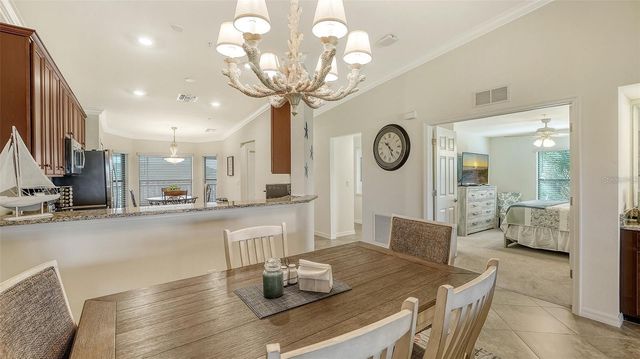 5537 PALMER CIRCLE 201, Bradenton, FL 34211