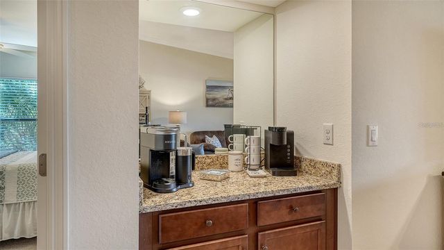 5537 PALMER CIRCLE 201, Bradenton, FL 34211