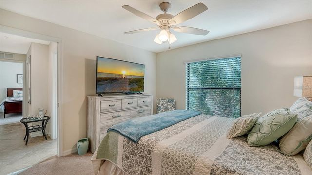 5537 PALMER CIRCLE 201, Bradenton, FL 34211