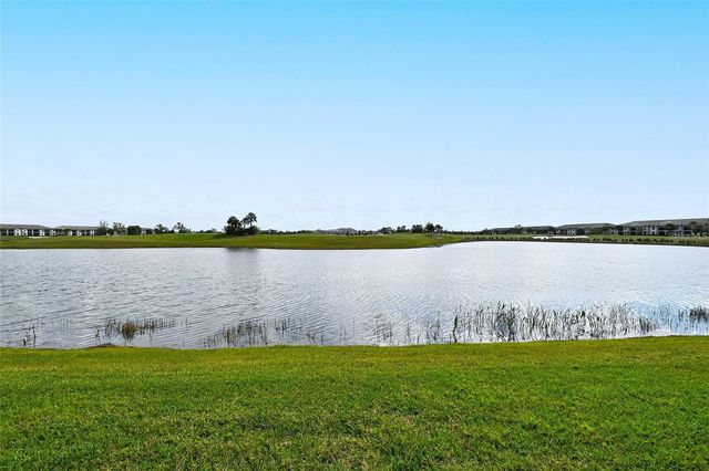 5537 PALMER CIRCLE 201, Bradenton, FL 34211