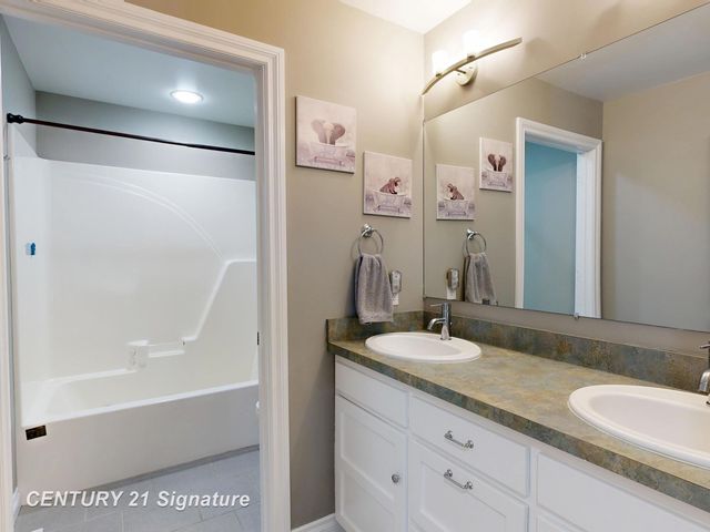 2777 Hospital Road, Saginaw Twp, MI 48603