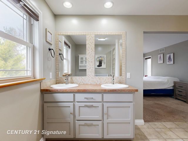 2777 Hospital Road, Saginaw Twp, MI 48603