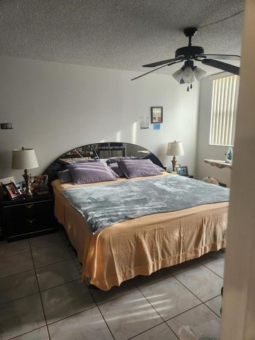 811 S Hollybrook Drive S 206, Pembroke Pines, FL 33025