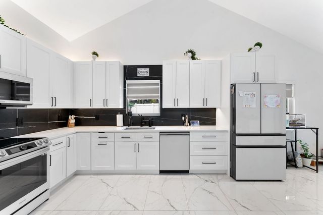 5800 SW 19TH Street, Plantation, FL 33317