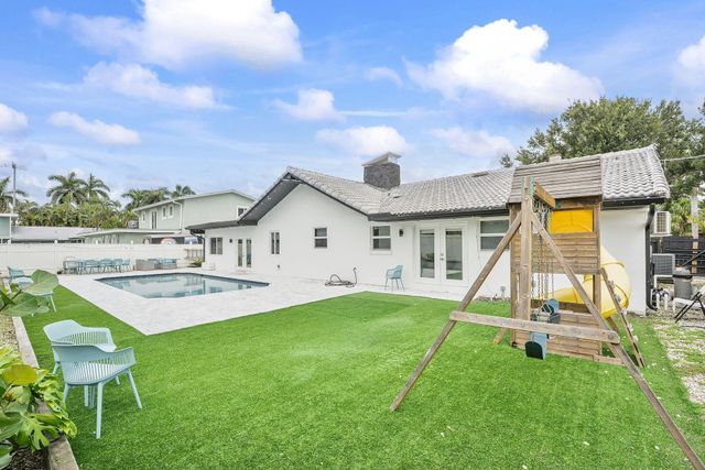 5800 SW 19TH Street, Plantation, FL 33317