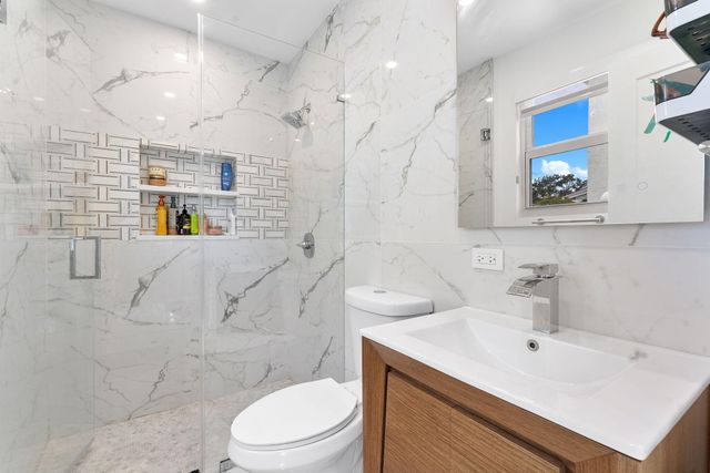 5800 SW 19TH Street, Plantation, FL 33317