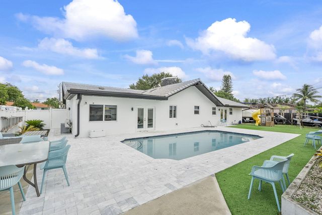 5800 SW 19TH Street, Plantation, FL 33317