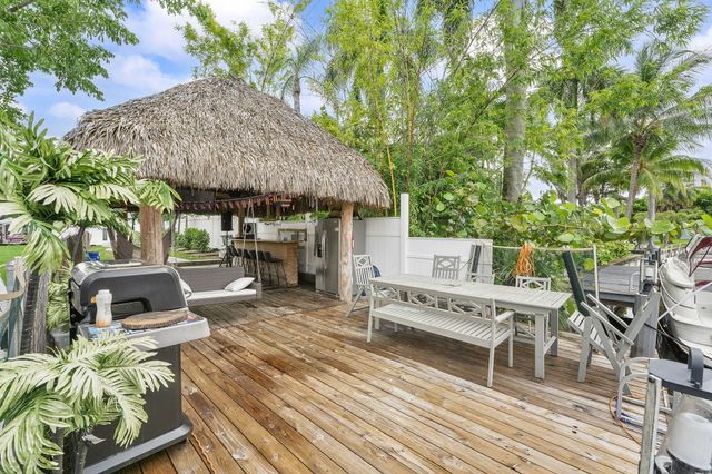 5800 SW 19TH Street, Plantation, FL 33317