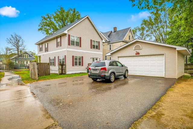 1113 17th Avenue SE, Minneapolis, MN 55414