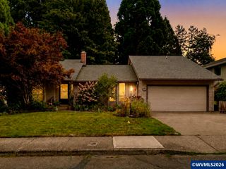 1765 Cinnamon Hill Dr SE, Salem, OR 97306