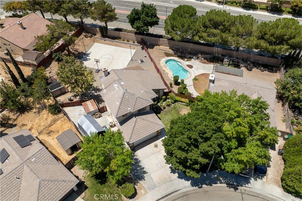 Image 21 of property listing at 2850 Minford Street, Lancaster, CA 93536