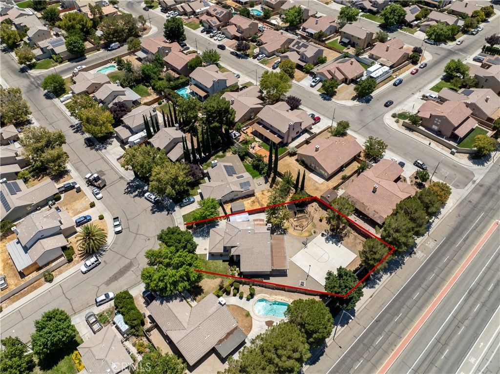 Image 26 of property listing at 2850 Minford Street, Lancaster, CA 93536