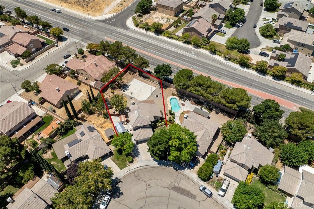 Image 27 of property listing at 2850 Minford Street, Lancaster, CA 93536