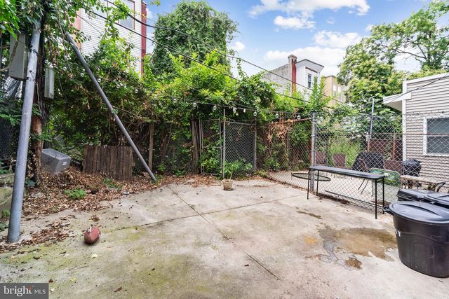 2116 N CARLISLE ST, Philadelphia, PA 19121