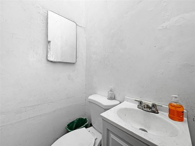 348 W Vernon Avenue, Los Angeles, CA 90037