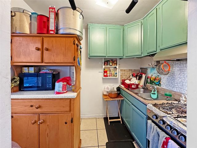 348 W Vernon Avenue, Los Angeles, CA 90037