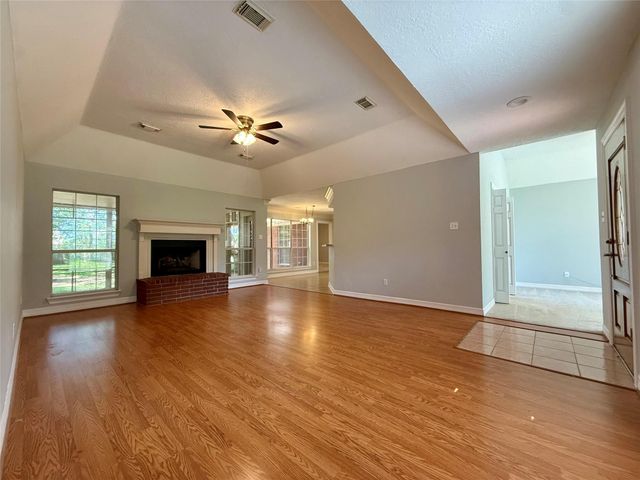 1800 Carriage Run W Run W, Conroe, TX 77384