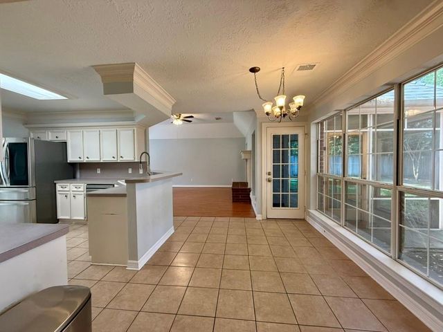1800 Carriage Run W Run W, Conroe, TX 77384