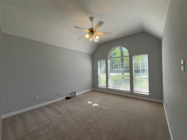 1800 Carriage Run W Run W, Conroe, TX 77384