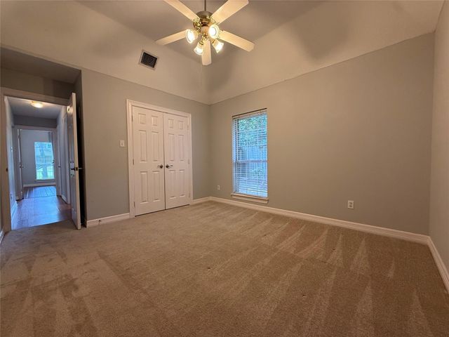 1800 Carriage Run W Run W, Conroe, TX 77384
